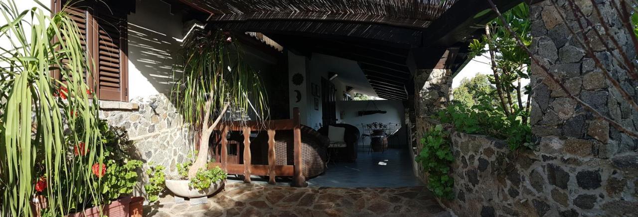 B&B Il Giardino Arbus Kültér fotó