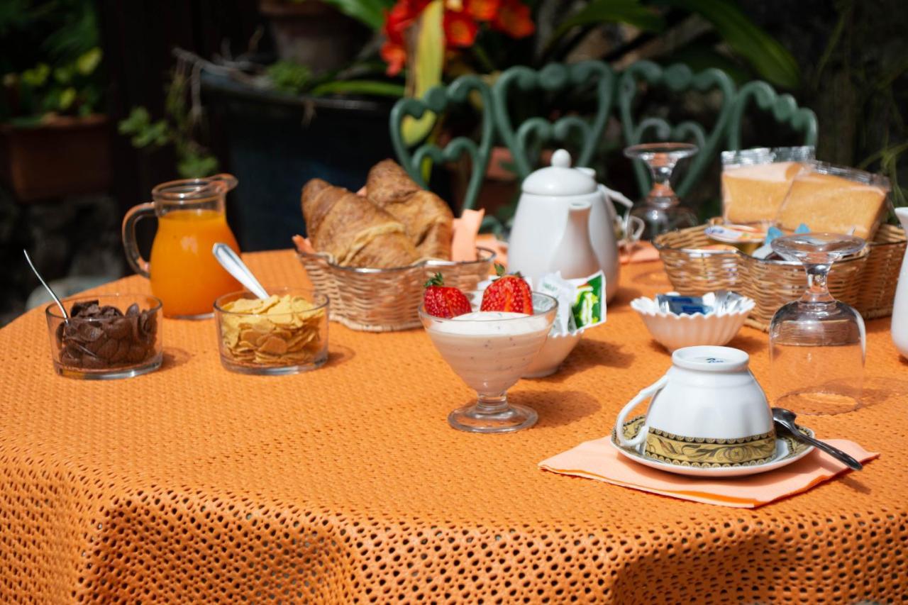 B&B Il Giardino Arbus Kültér fotó